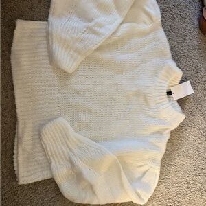 H by Halston White Women's Turtleneck Sweater